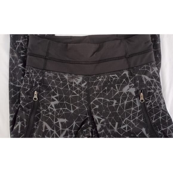 Lululemon Run: Top Speed Crop *Full-On Luxtreme
Star Crushed Coal Black Size 4 - Picture 3 of 9